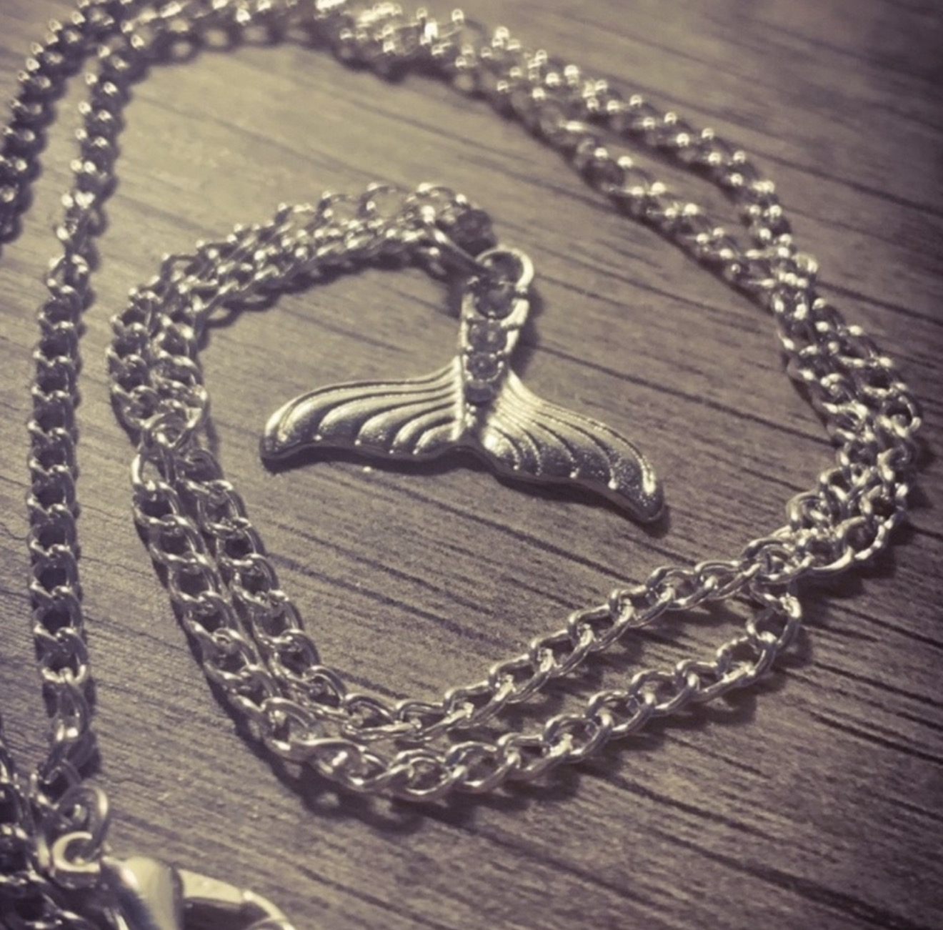 New Handmade Upcycled Sterling Silver Cubic Zirconium Mermaid Fin Necklace - Image 4